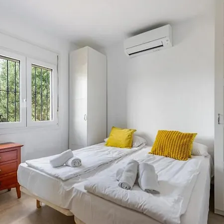 Casa Ideal A Pocos Pasos De La Playa Con Piscina Y Vistas Al Mar *